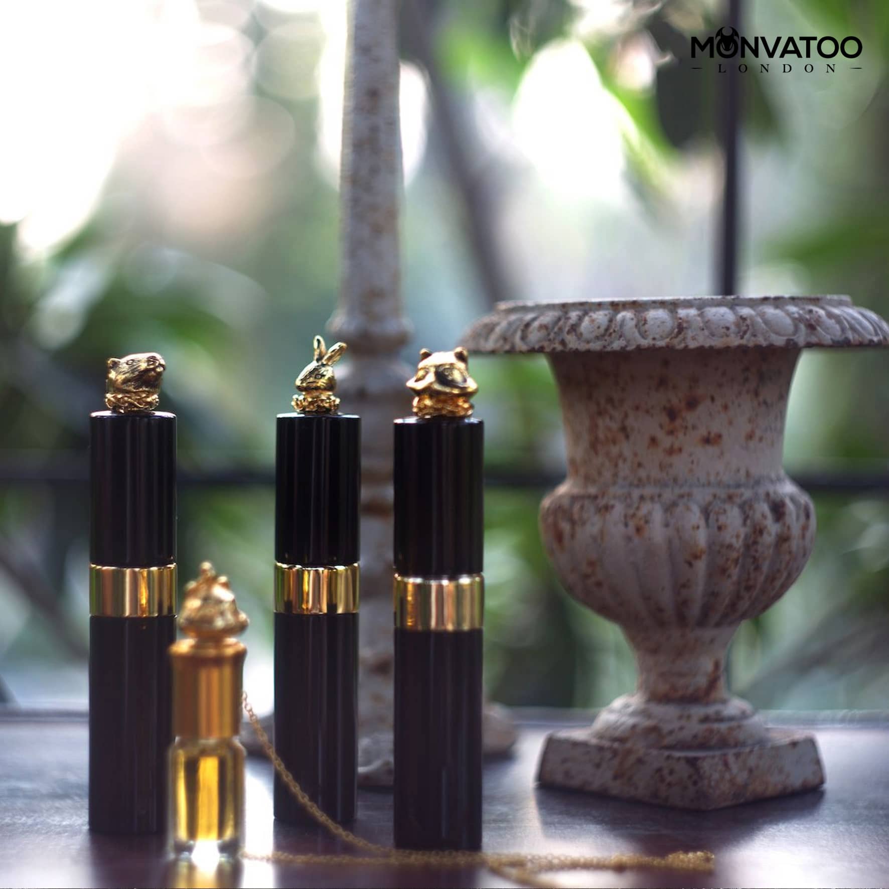 Rose and sandalwood luxury perfume for modern dreamers